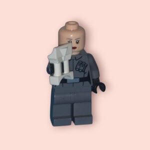 Lego Star Wars First Order Officer (Lieutenant/Captain) female minifigure